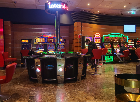 menyelami-suasana-casino-tradisional-yang-legendaris