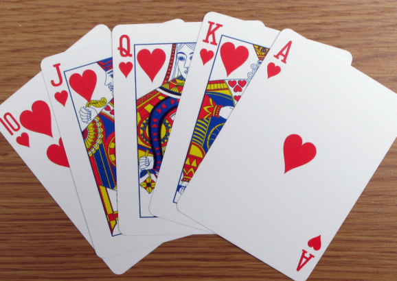 makna-royal-flush-dalam-strategi-permainan-casino