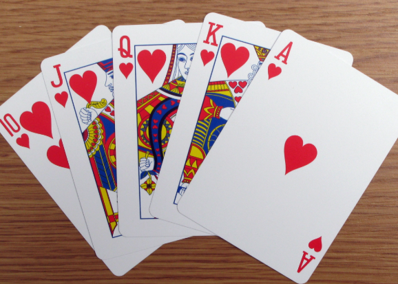 makna-royal-flush-dalam-strategi-permainan-casino